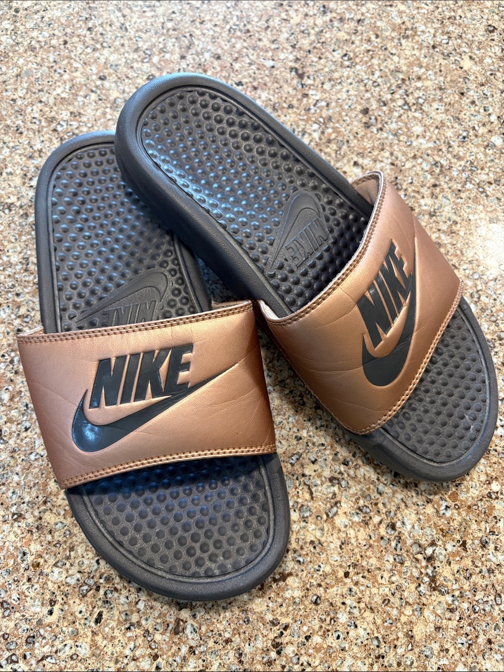 Nike Rose Pink Slide Sandals - size 7